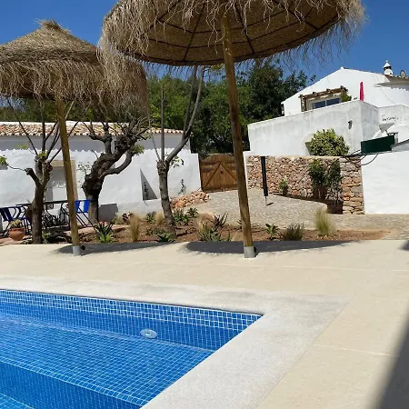 Casa Pedra Sao Romao Ferienhaus *